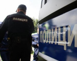 Пьяные российские полицейские устроили драку