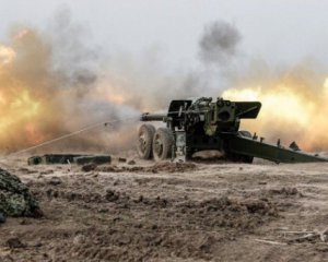 Бойовики луплять із артилерії: є поранені