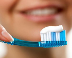 Отбеливатель в зубных пастах и жвачках может вызвать рак