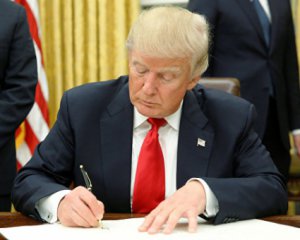 Трамп підготував наказ про стіну на кордоні з Мексикою