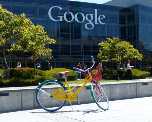 Google відреагувала на рішення Трампа щодо мігрантів