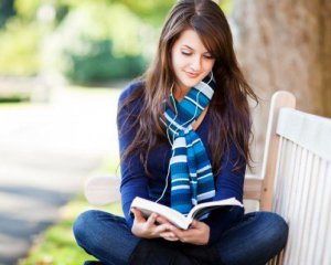 5 книг, які варто прочитати старшокласнику