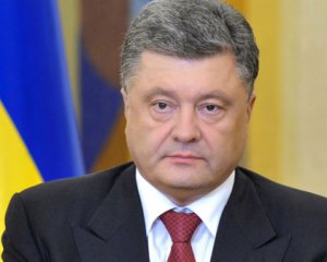 Порошенко нагородив орденами 48 українських воїнів