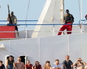 За вантажне судно &quot;Фаїна&quot; сомалійські пірати вимагали 35 мільйонів доларів