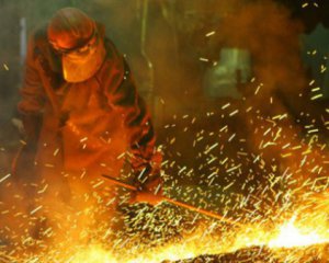 Блокування залізничного сполучення зупинить українські заводи та економіку - профспілки