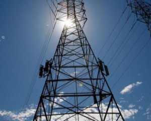 Украинцев пугают переодическими отключениями электроэнергии
