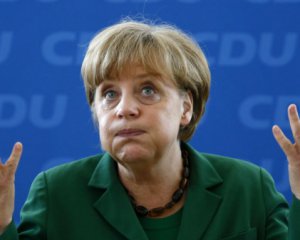 Партия Меркель теряет популярность
