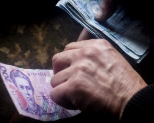 Порошенко пообещал повышение пенсий