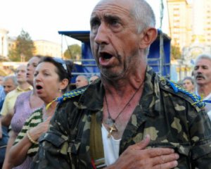 Не пустять в Україну, якщо не знаєш гімн - бойовики лякають донеччан