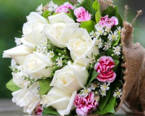 Влюбленный юноша украл цветов на 3 тыс. грн
