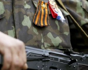 Наши бойцы захватили в плен трех террористов