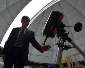 Учебную обсерваторию открыли на крыше школы