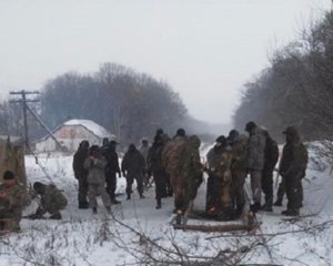 &quot;Вы лично будете отвечать за кровь&quot; - новый конфликт на железнодорожной блокаде