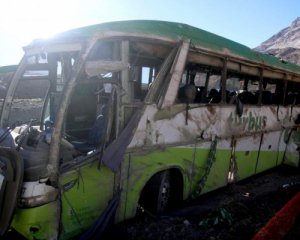 Перекинувся автобус з дітьми, 19 загиблих