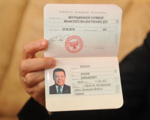 Кобзон заявил, что у него нет паспорта ДНР