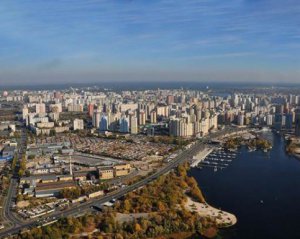 Київрада відібрала землю в екс-"регіонала" Табачника й Кобзона