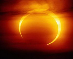 Астролог розповіла, чого не можна робити під час сонячного затемнення