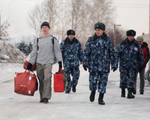 Ільдара Дадіна звільнили з колонії