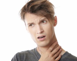 5 способів швидко позбутися болю в горлі