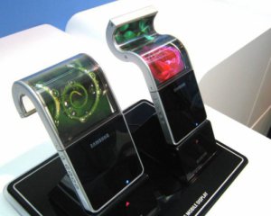 Гибкий телефон от Samsung представят на международной выставке