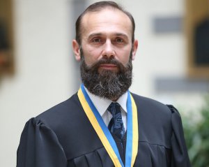 Высший совет правосудия незаконно отстранил судью Емельянова
