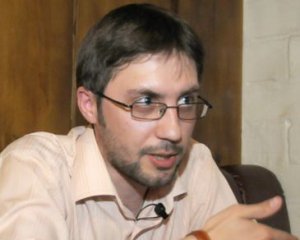 "Детям арестованных крымских татар угрожает ФСБ" - российский журналист