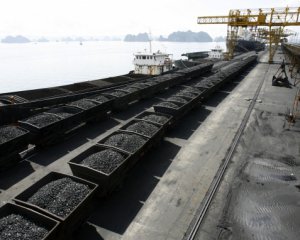 Гройсман назвал сумму убытков от блокады Донбасса