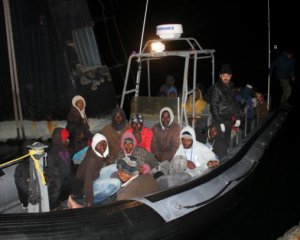 122 мігрантів врятували від смерті в морі
