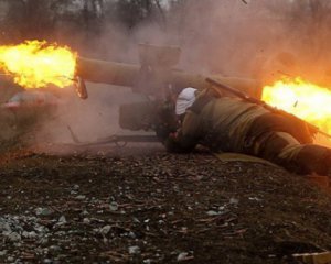 Бійців АТО вночі посипали ракетами та артснарядами: є поранені