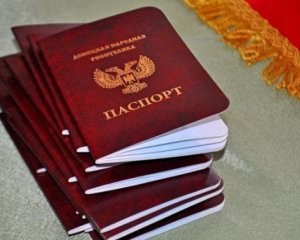 Дочка Сбербанку відмовилася приймати паспорти ЛНР і ДНР