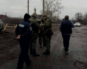 &quot;На блокпості у Кривому Торці затримали 40 чоловік&quot; - очевичець