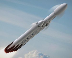 Стало відомо, чому SpaceX відклала запуск ракети