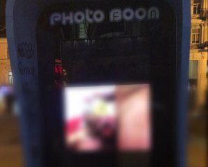 Автомат для друку фотографій показував порнографічне відео
