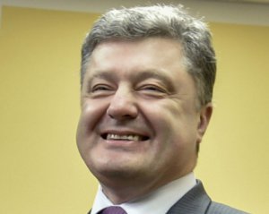 Порошенко назвав умови зняття блокади з окупованих територій