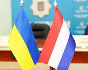 Порошенко змінив посла у Нідерландах