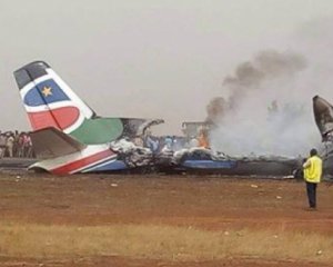 9 человек выжили после падения самолета в Южном Судане
