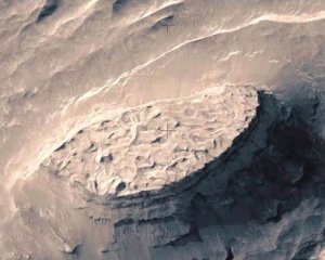 Создали потрясающее видео полета над Марсом