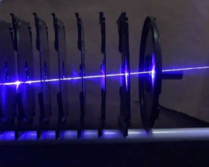Создали лазер, который прожигает военную технику