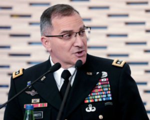 "Россия использует Украину как полигон для испытаний", - главнокомандующий НАТО