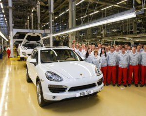 Porsche виплатив кожному співробітнику 9 тис. євро