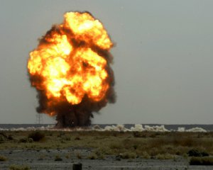 Ясиноватая дрогнула от взрывов