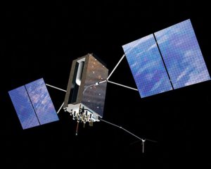 Беспилотный самолет пробыл на орбите рекордное количество дней