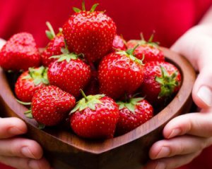 Вчені визначили найнебезпечнішу ягоду на планеті