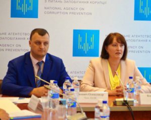 На позапланове засідання НАЗК не прийшла половина керівництва