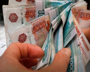 Пенсионеры в ДНР деньги не получат: средства разворовали