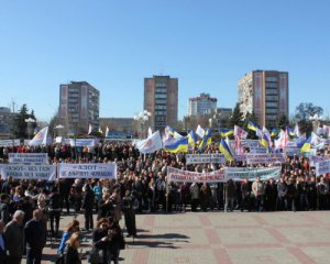 Химики требуют срочно запустить отечественное химическое производство