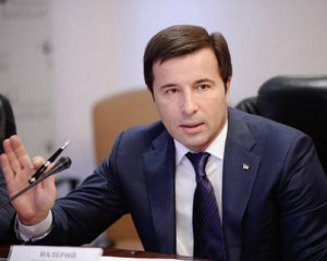 Українці ностальгують за стабільністю: експерт пояснив появу Коновалюка та інших сил