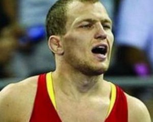 Українського спортсмена позбавили олімпійської медалі