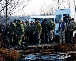 &quot;Зброю проти них використовувати?&quot; - головний борець із бурштинокопачами