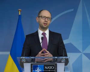 Яценюк виступає за створення нового формату співпраці НАТО+